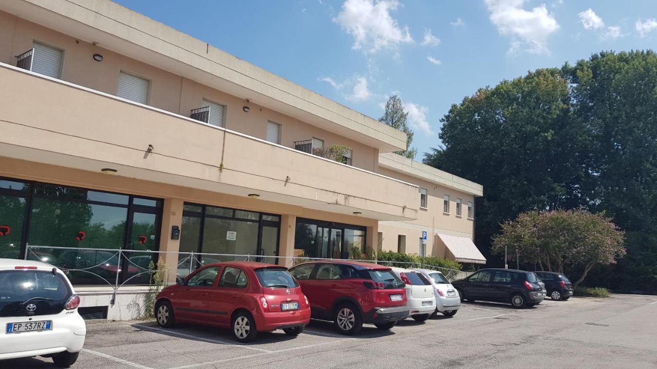 Only The Best 2 La Suite Per Il Tuo Soggiorno Tra Venezia E Treviso Preganziol Luaran gambar